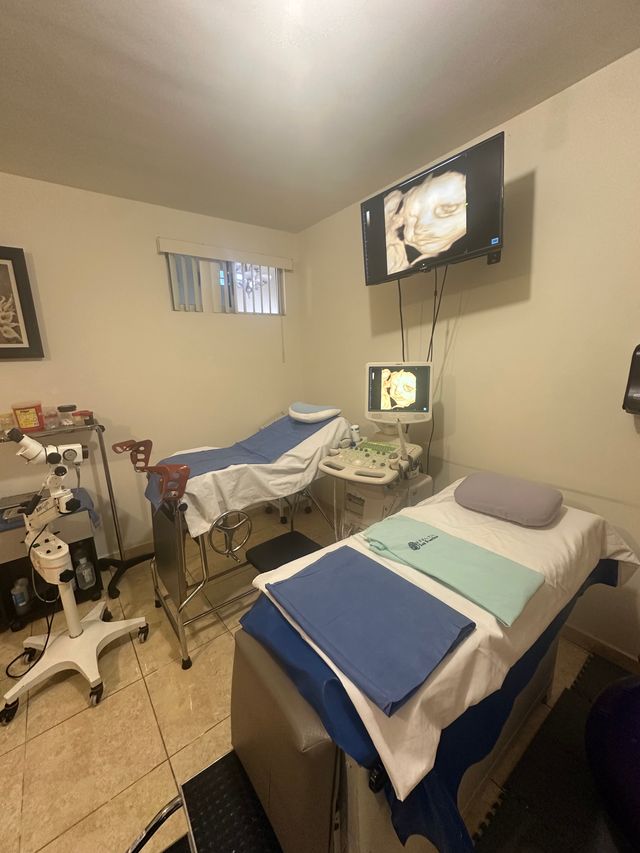 Ampliar imagen: HOSPITAL SAN FRANCISCO