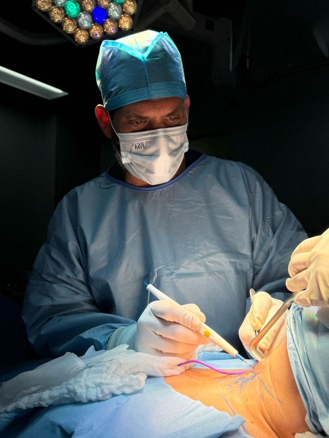 Ampliar imagen: Ossis Centro Medico Cancun