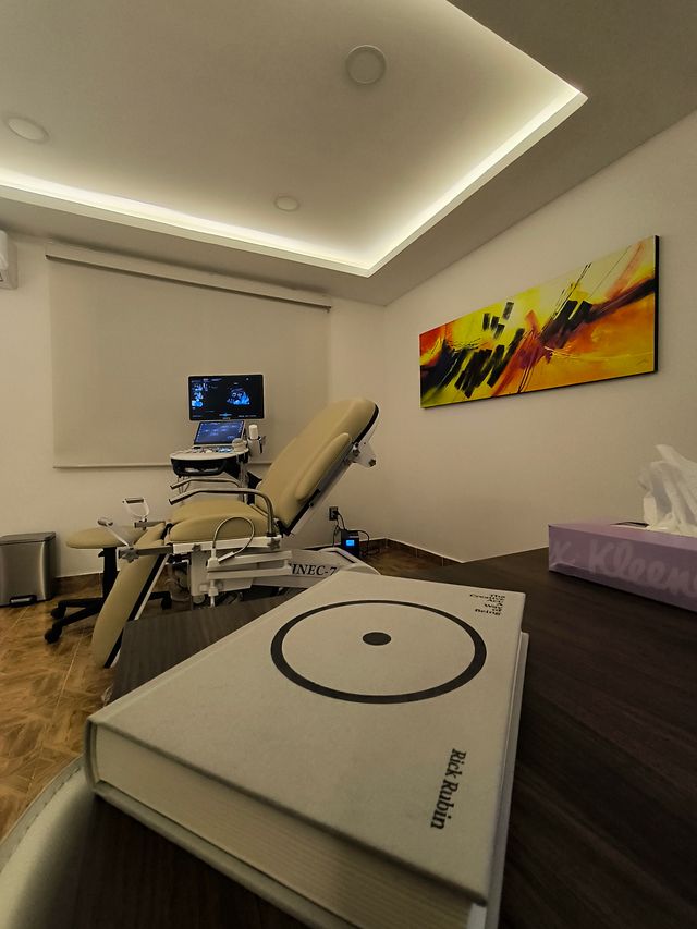 Ampliar imagen: Dr. Esteban Villalobos Salomón / Sucursal Boca del Rio