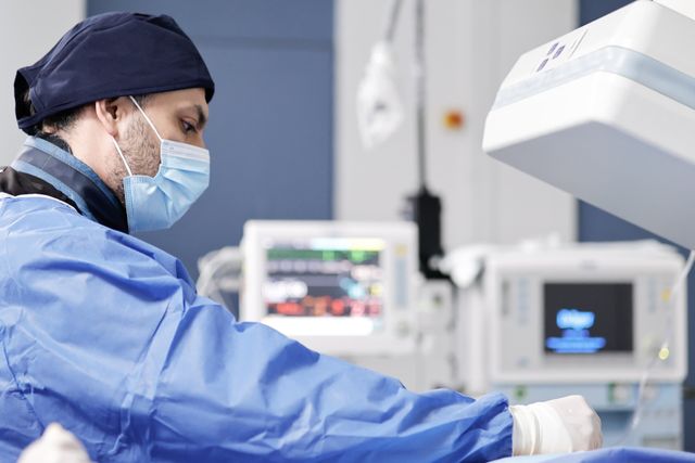 Ampliar imagen: Consultorio 505, piso 5, Torre Médica Riobamba