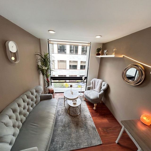 Ampliar imagen: Psicoterapeuta Ivonne Campos Consultorio 307