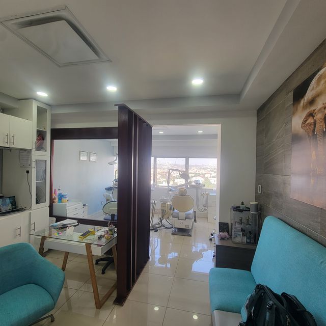 Ampliar imagen: DENTAL LUNA torre 3 piso 19 consultorio 1905