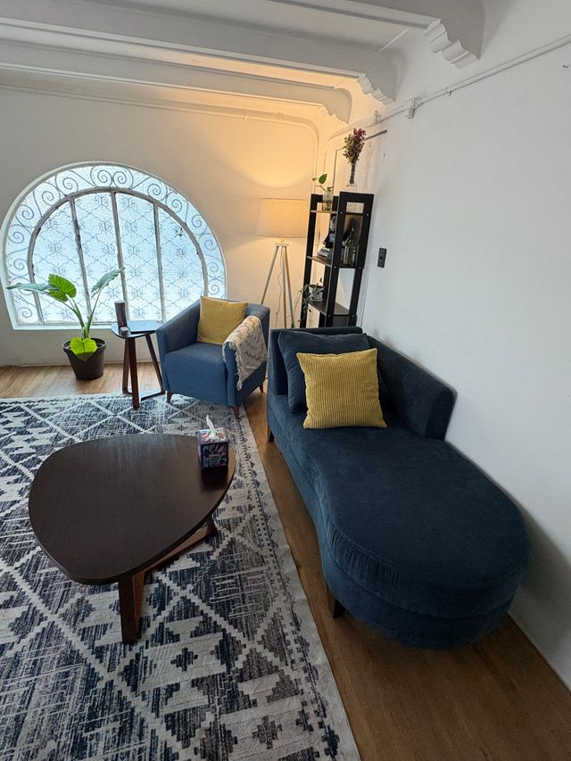 Ampliar imagen: Consultorio Condesa