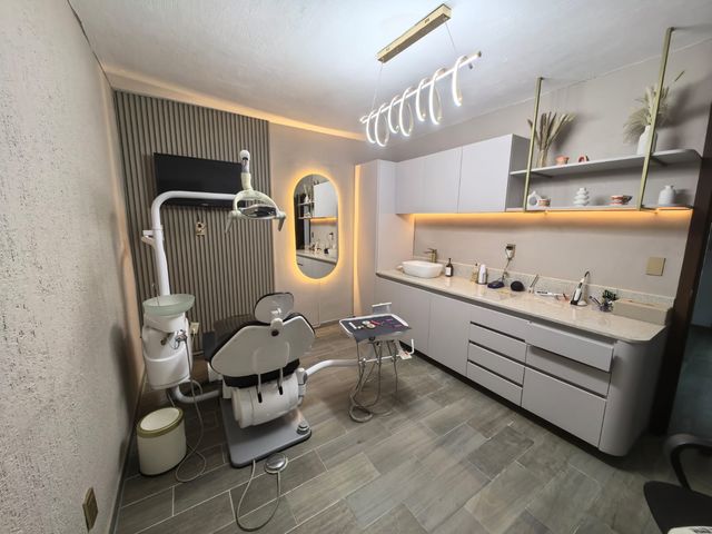 Ampliar imagen: Ortodoncia y Ortopedia Maxilar