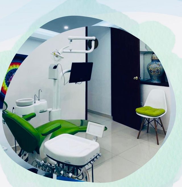 Ampliar imagen: Clínica de Odontología y Ortodoncia  Drs. Abreu