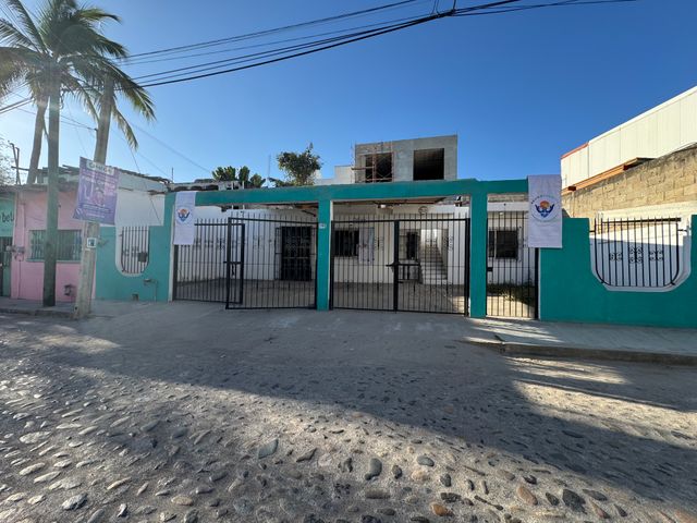 Ampliar imagen: Clinica Reumatologia Puerto Vallarta