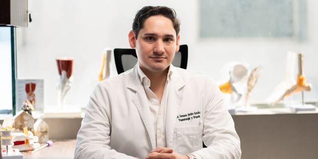 Ampliar imagen: Christus Muguerza San Pedro