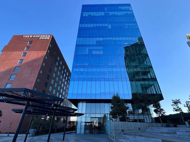 Ampliar imagen: Corporativo Torela