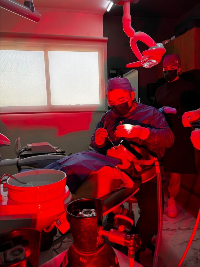 Ampliar imagen: Dr. Jonathan Garcia- S&H Consultorios