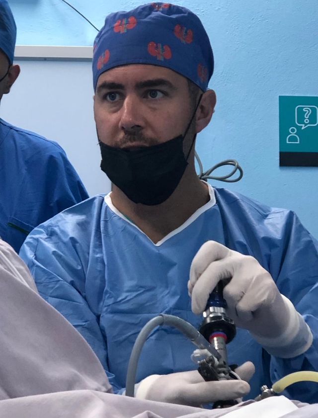 Ampliar imagen: DR ALEJANDRO IBARRA - UROLOGÍA/ANDROLOGÍA