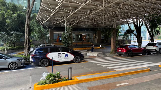 Ampliar imagen: Centro Internacional de Columna Vertebral CICOVE