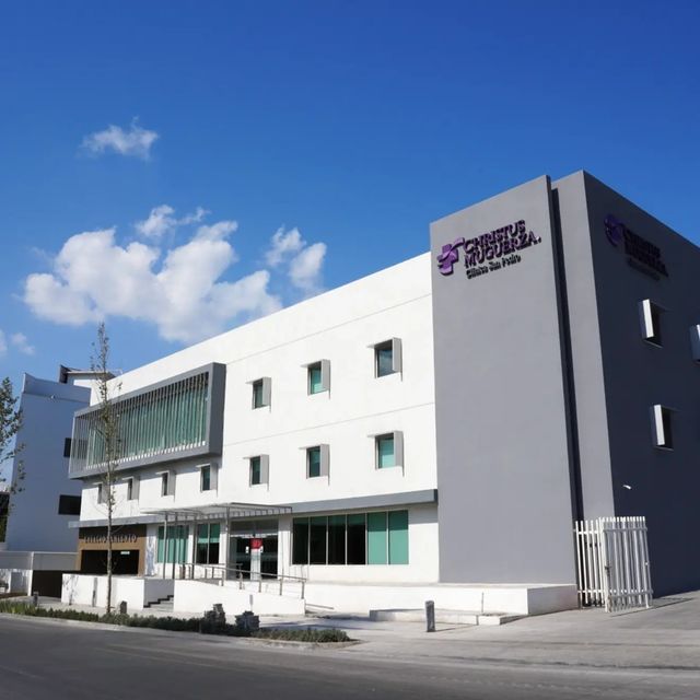 Ampliar imagen: Clínica Muguerza San Pedro