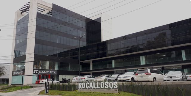 Ampliar imagen: Plaza Rocallosos, Consultorio 320