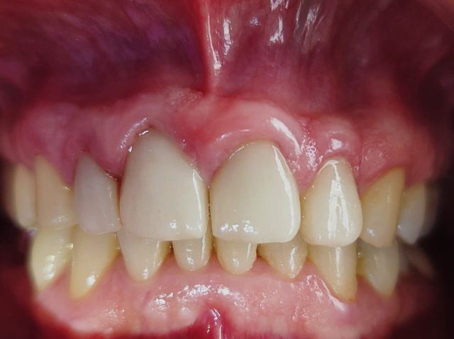 Ampliar imagen: Consultorio Valle Dorado