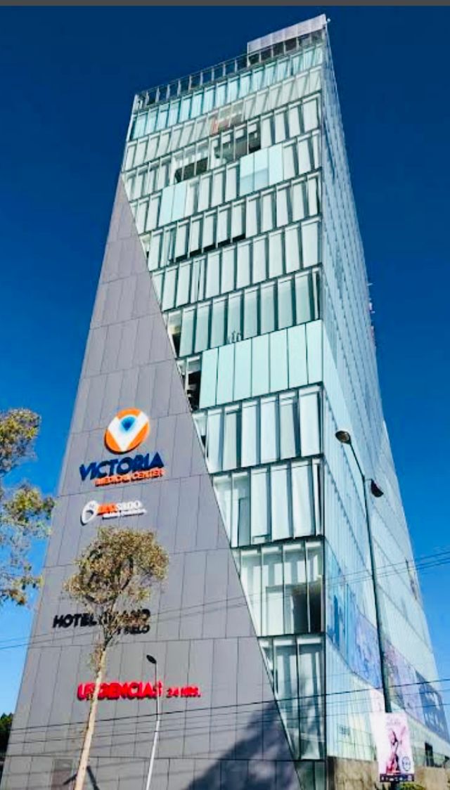 Ampliar imagen: Hospital Victoria Medical Center