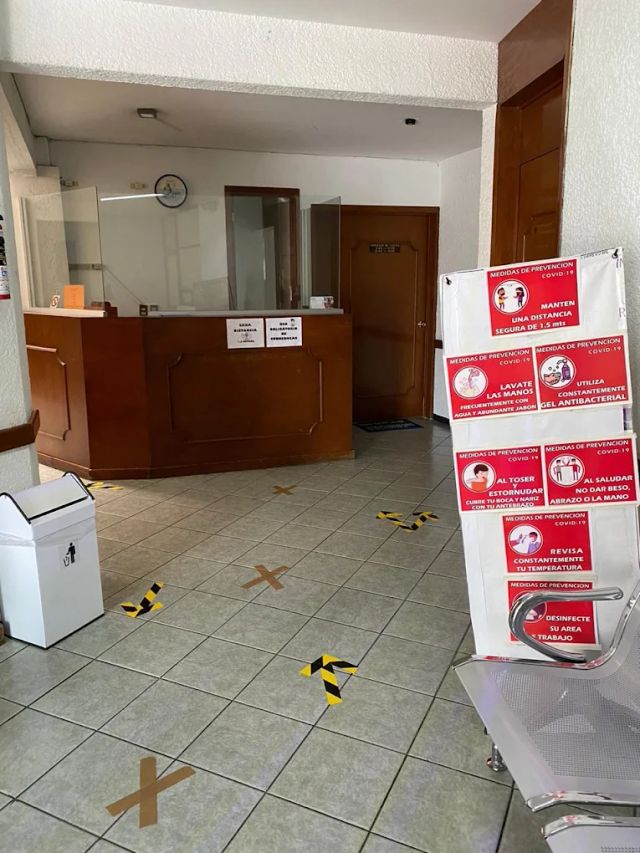 Ampliar imagen: CLINICA DE ESPECIALIDADES MÉDICAS LOS REYES