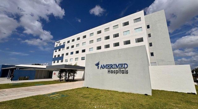 Ampliar imagen: Hospital Amerimed - Consultorio 304