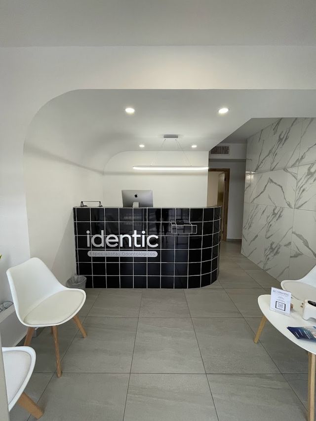 Ampliar imagen: Identic Especialistas Odontológicos