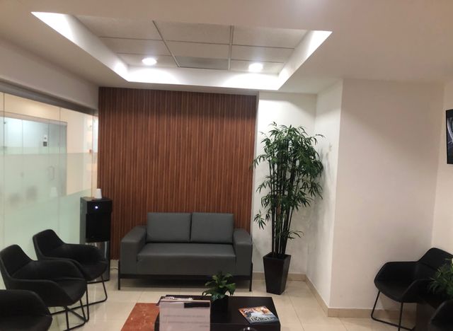 Ampliar imagen: Consultorio privado