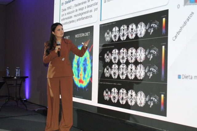 Ampliar imagen: Mtra. Martha Romo  Aguascalientes