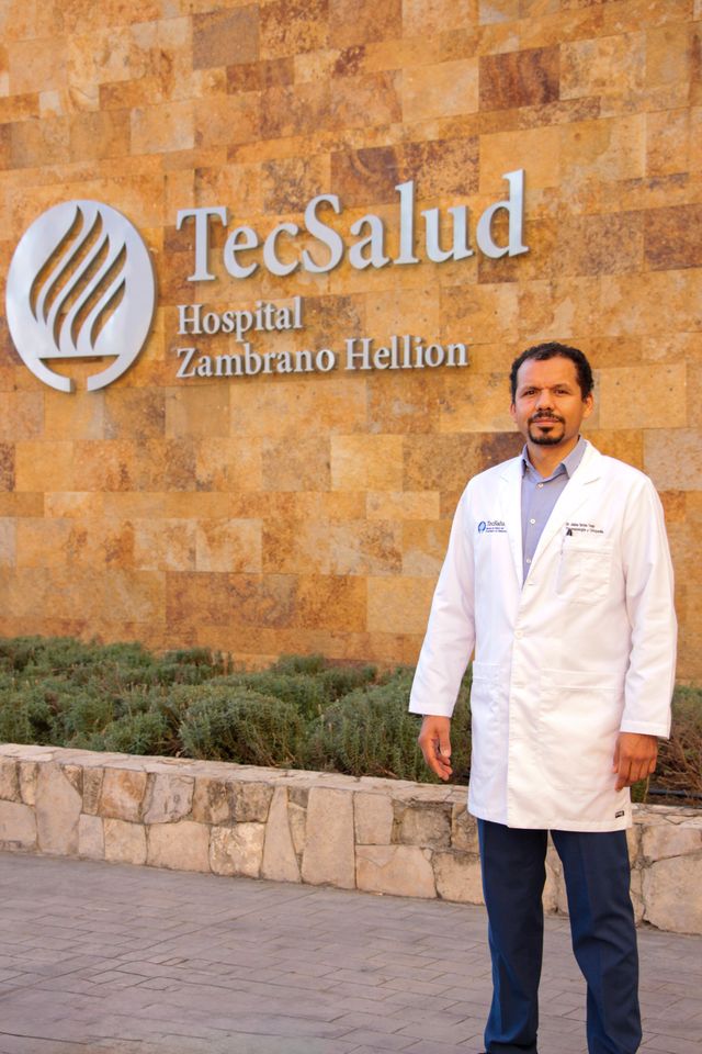 Ampliar imagen: Hospital Zambrano Hellion