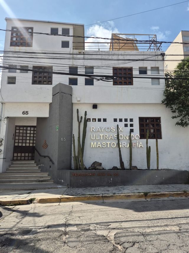 Ampliar imagen: Odonto Lop