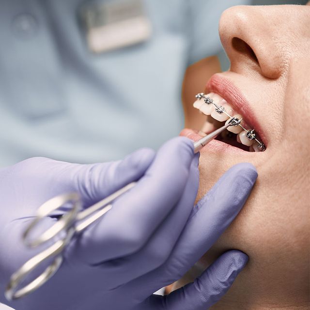 Ampliar imagen: Ortodoncia, Estetica Dental, Implantologia, Cirugia,  Endodoncia, Odontologia integral y protesis