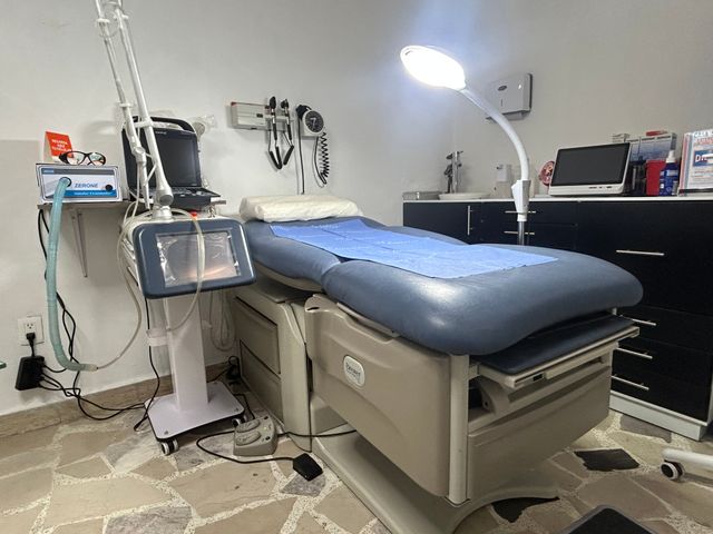 Ampliar imagen: UroSalud Atizapan de Zaragoza, Plaza Santana