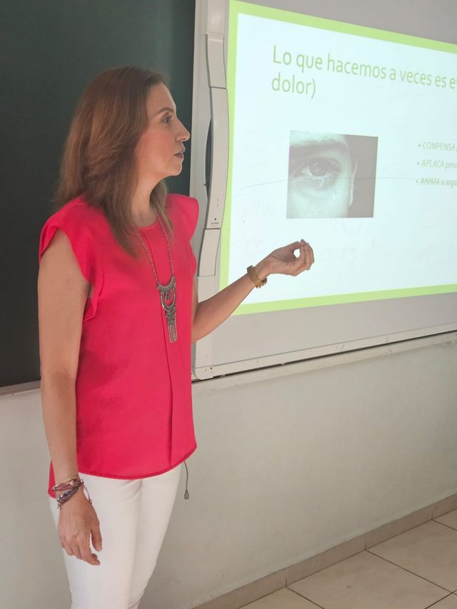 Ampliar imagen: Psicologa Perla Alvarez