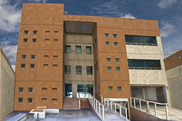 Ampliar imagen: Hospital Espiritu Santo.