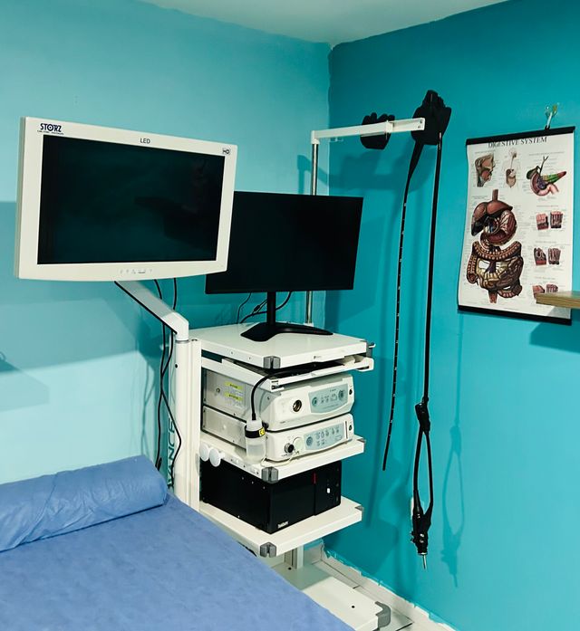 Ampliar imagen: HOSPITAL EL NEVADO, CONSULTORIO 405
