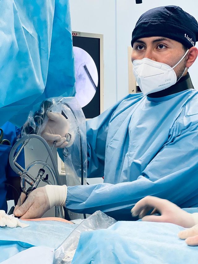 Ampliar imagen: CLINICAS  EsMujer
