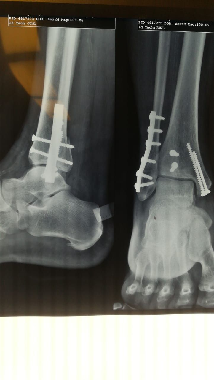 Roberto Coello C.-12