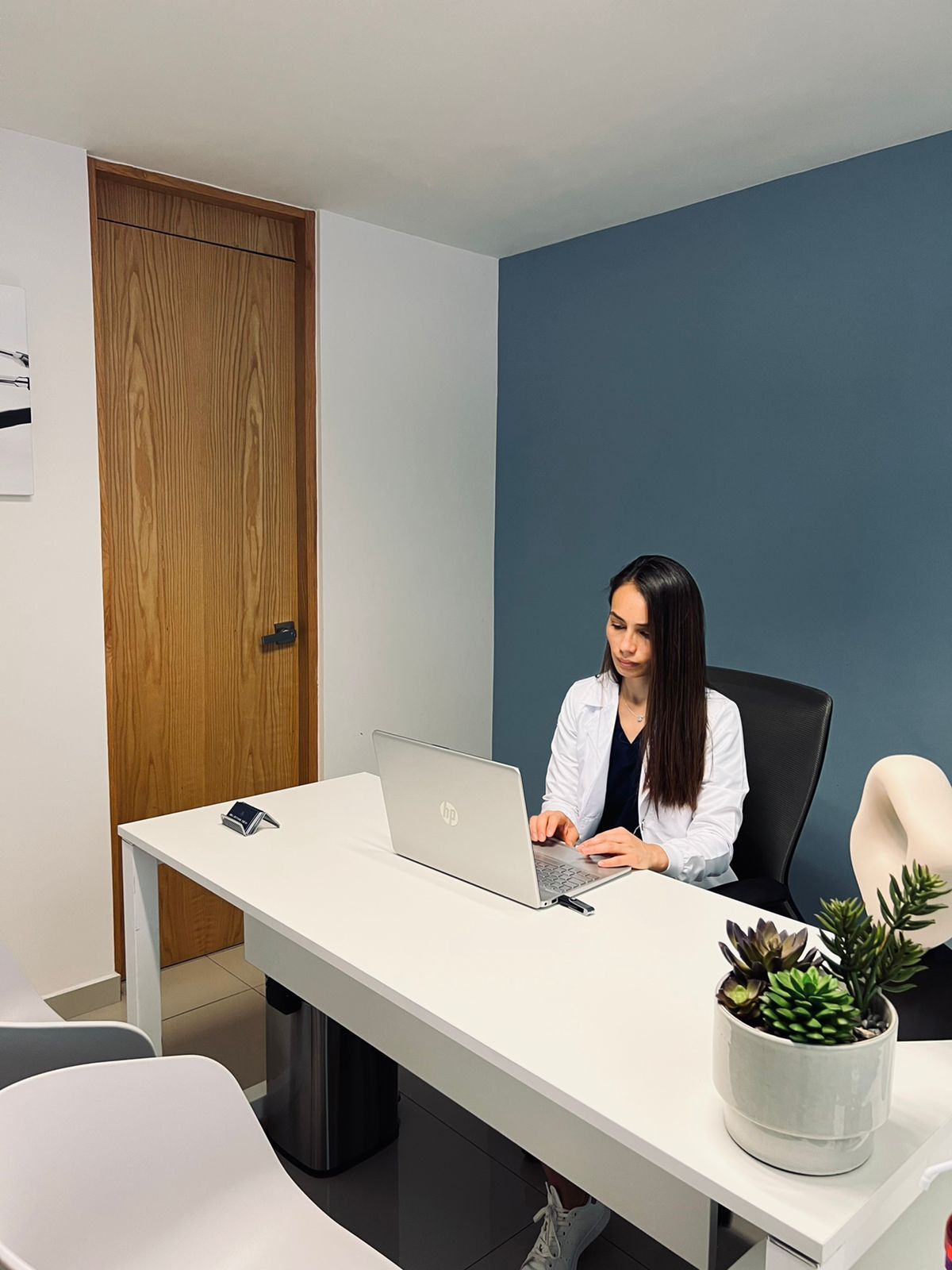 Claudia Dennise Frías Barragán-0