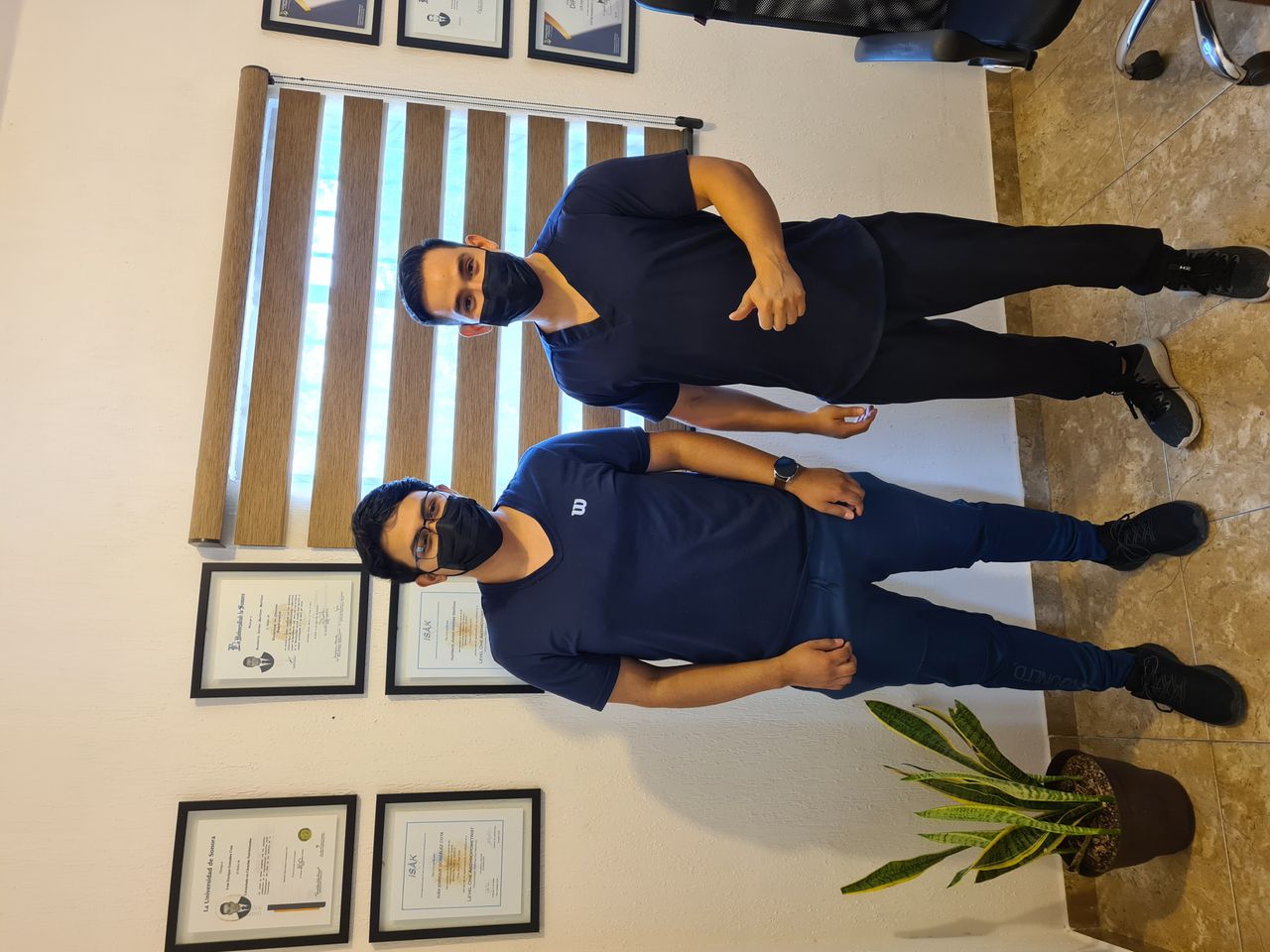 Iván E. González-7