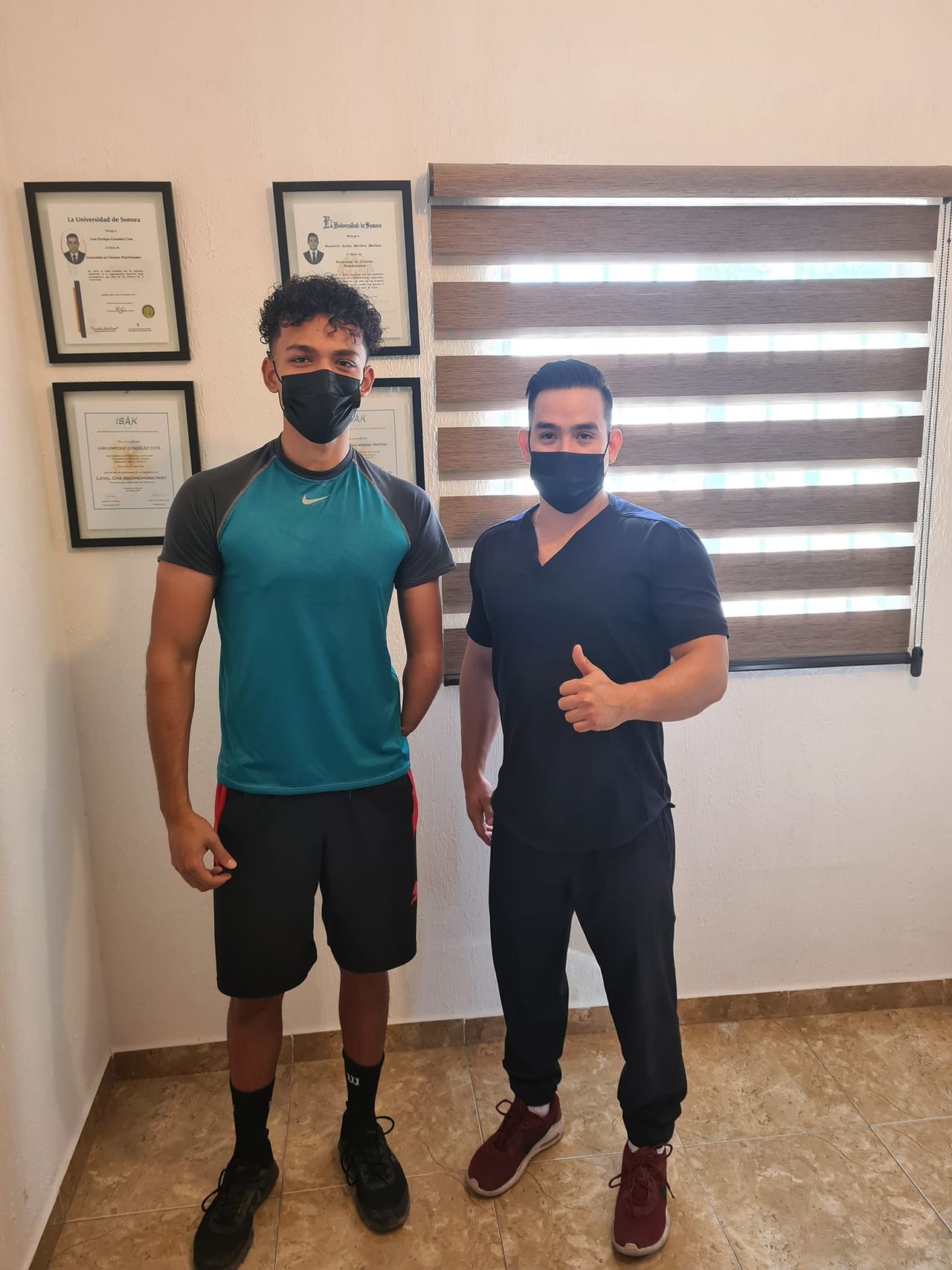 Iván E. González-9