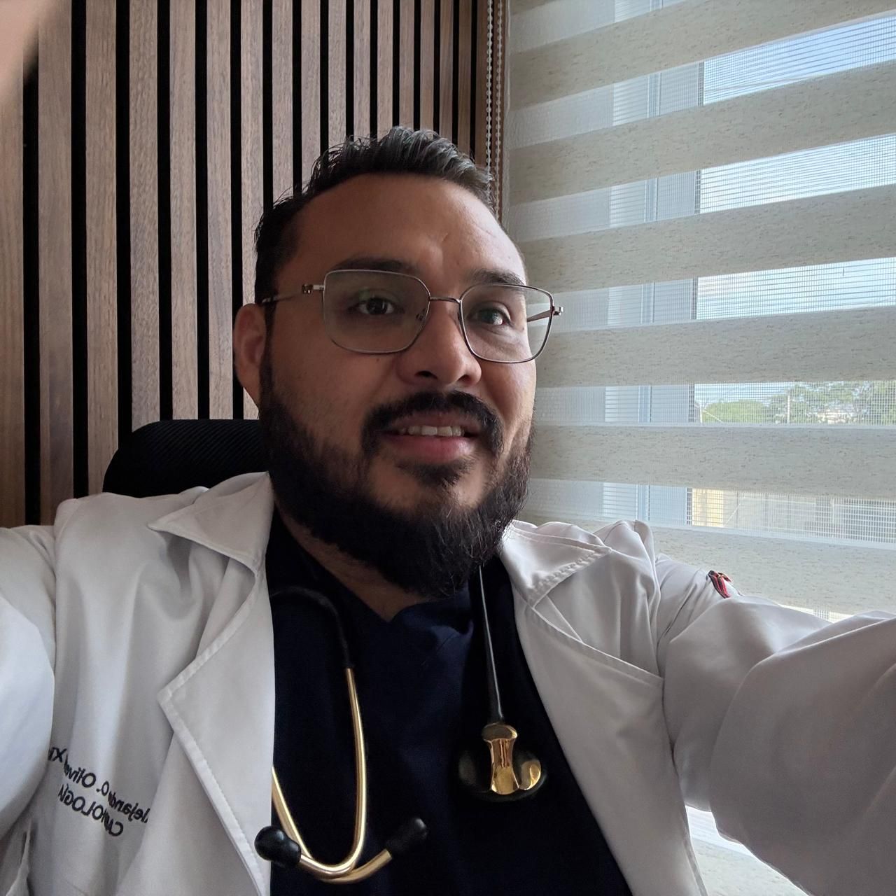 Alejandro Oddin Oliveros Xiu-0