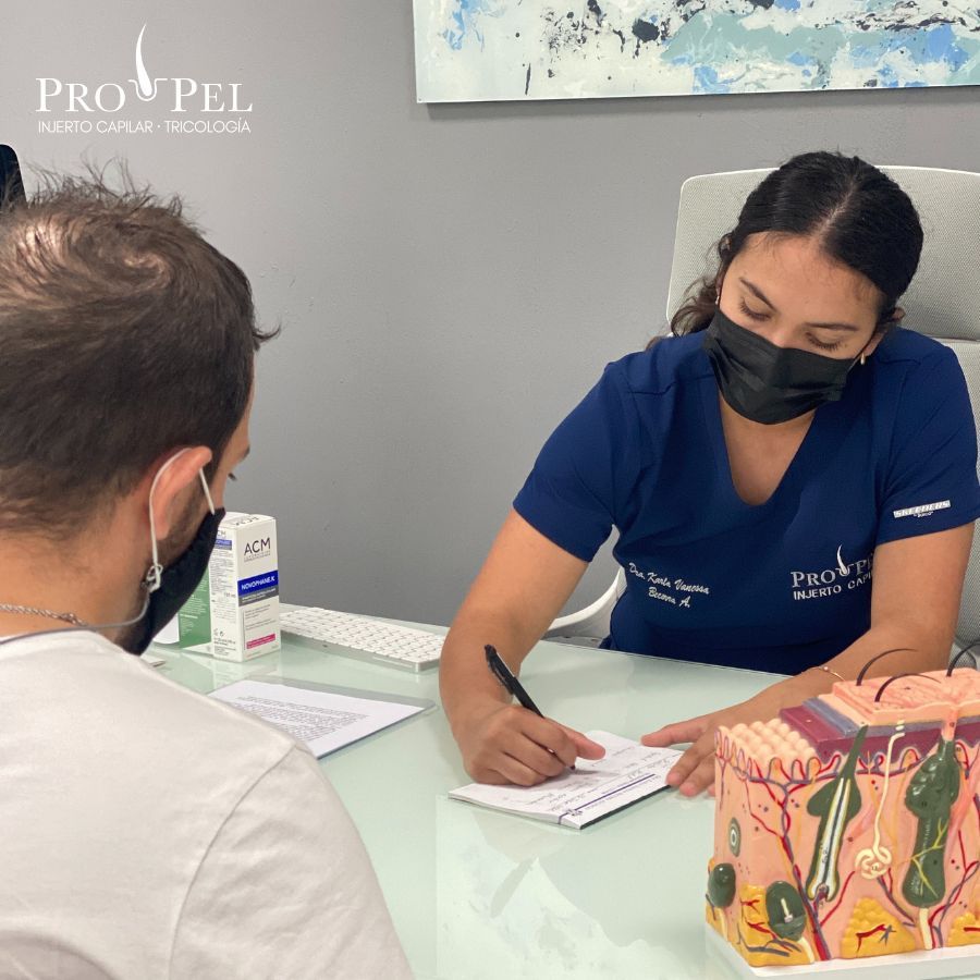 Karla Vanessa Becerra-10