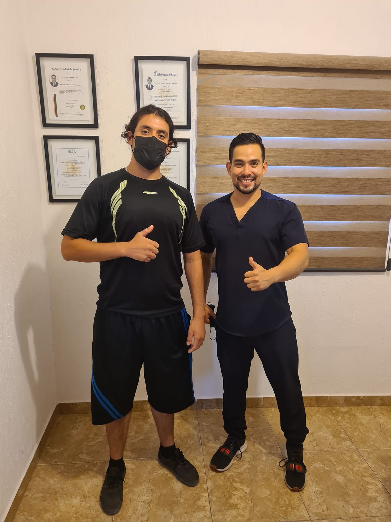 Iván E. González-13