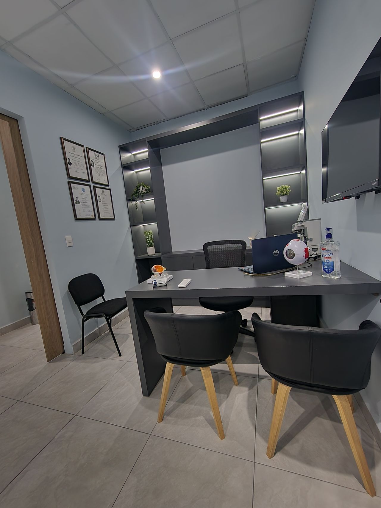 Iván Daryl Vela Barrera-7