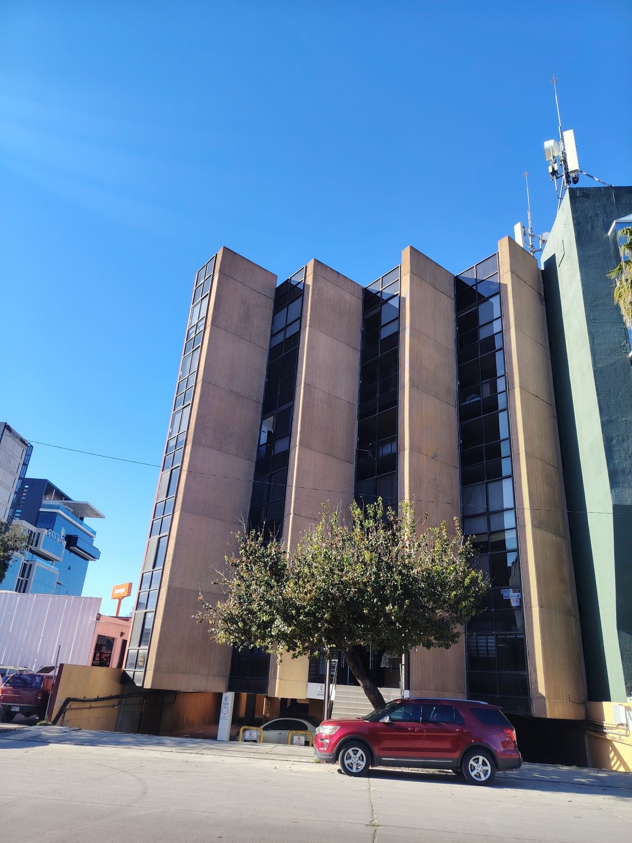 Héctor H. Mejorada-1