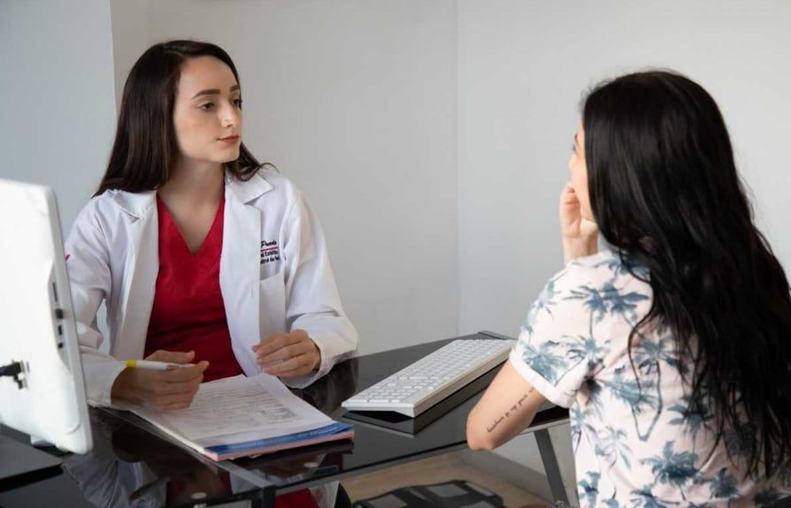 Gina Alejandra Leiva Fernández-0