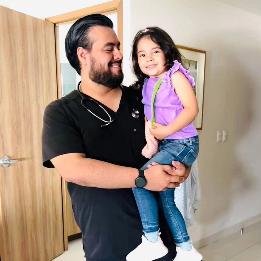 Armando Pérez Robles-12