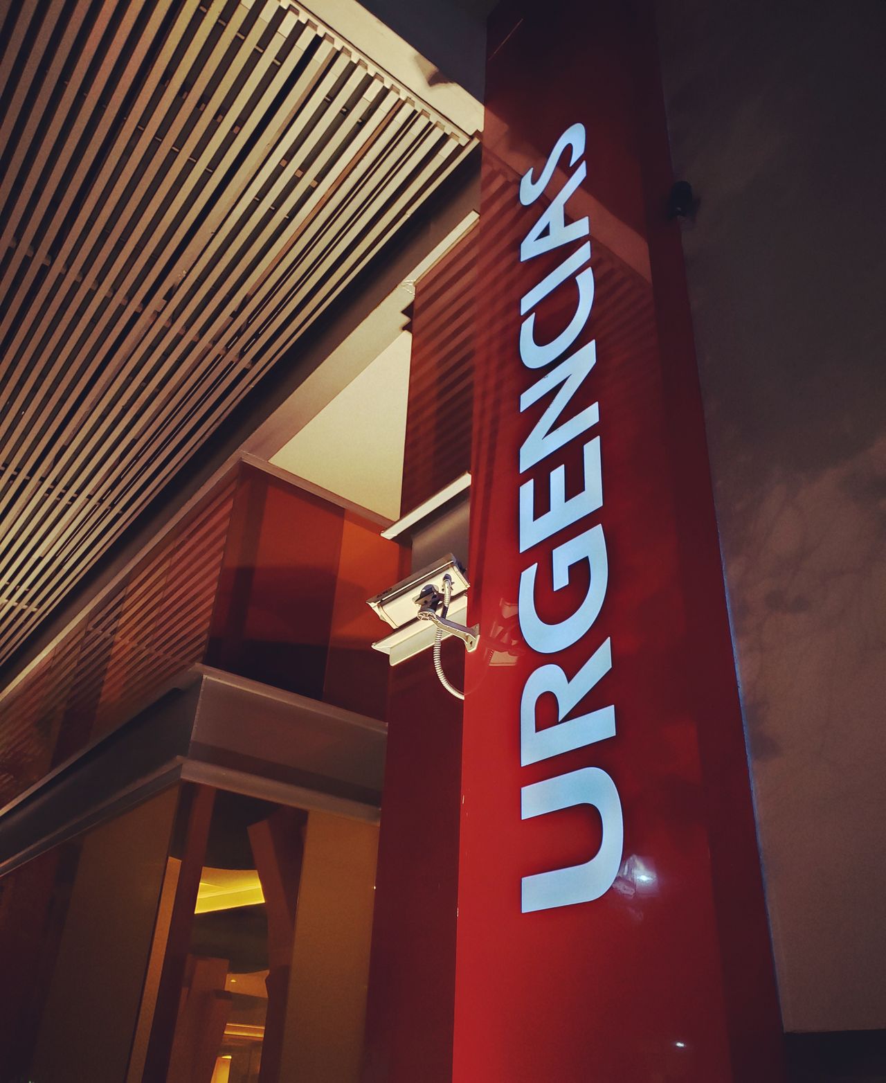 Alfonso Meza Vernis-84