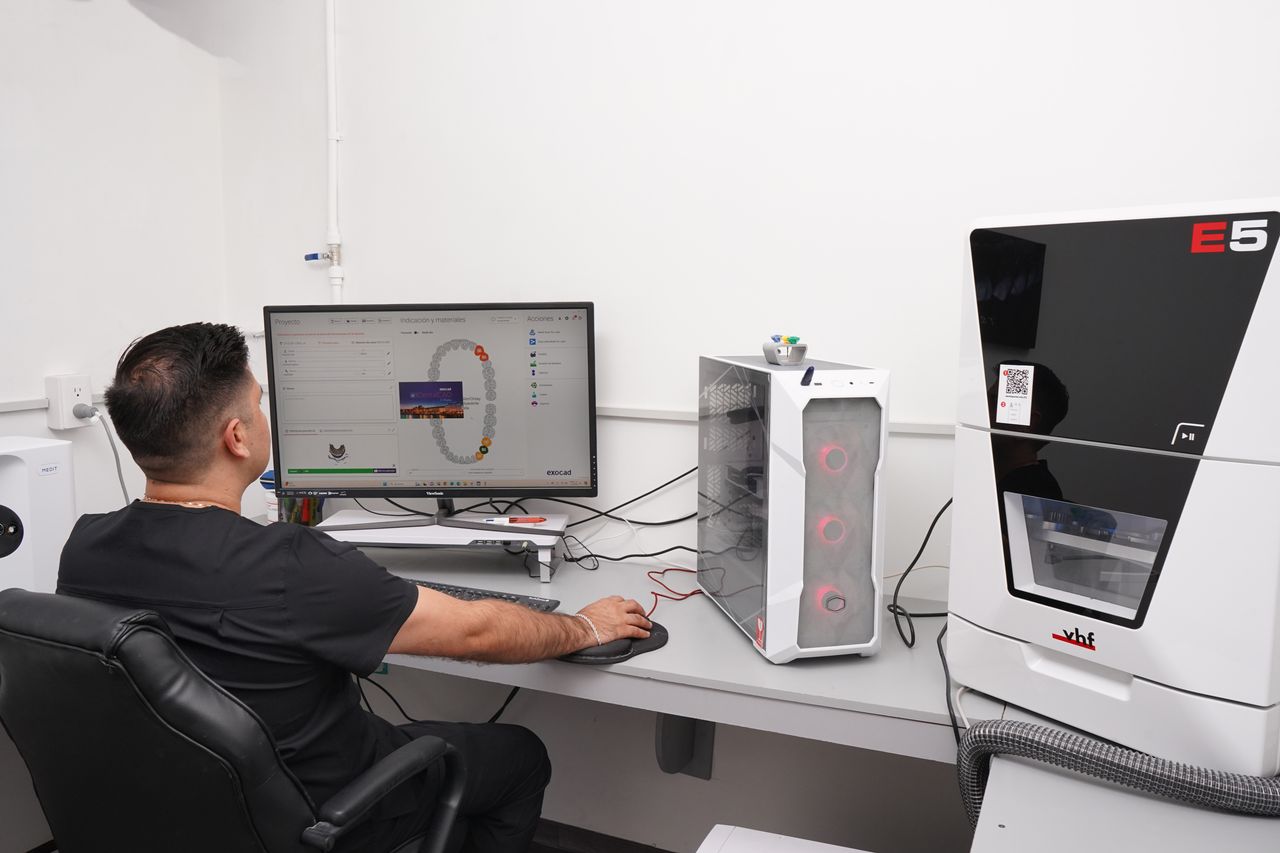 Dulce Guadalupe Amezcua Gómez-1