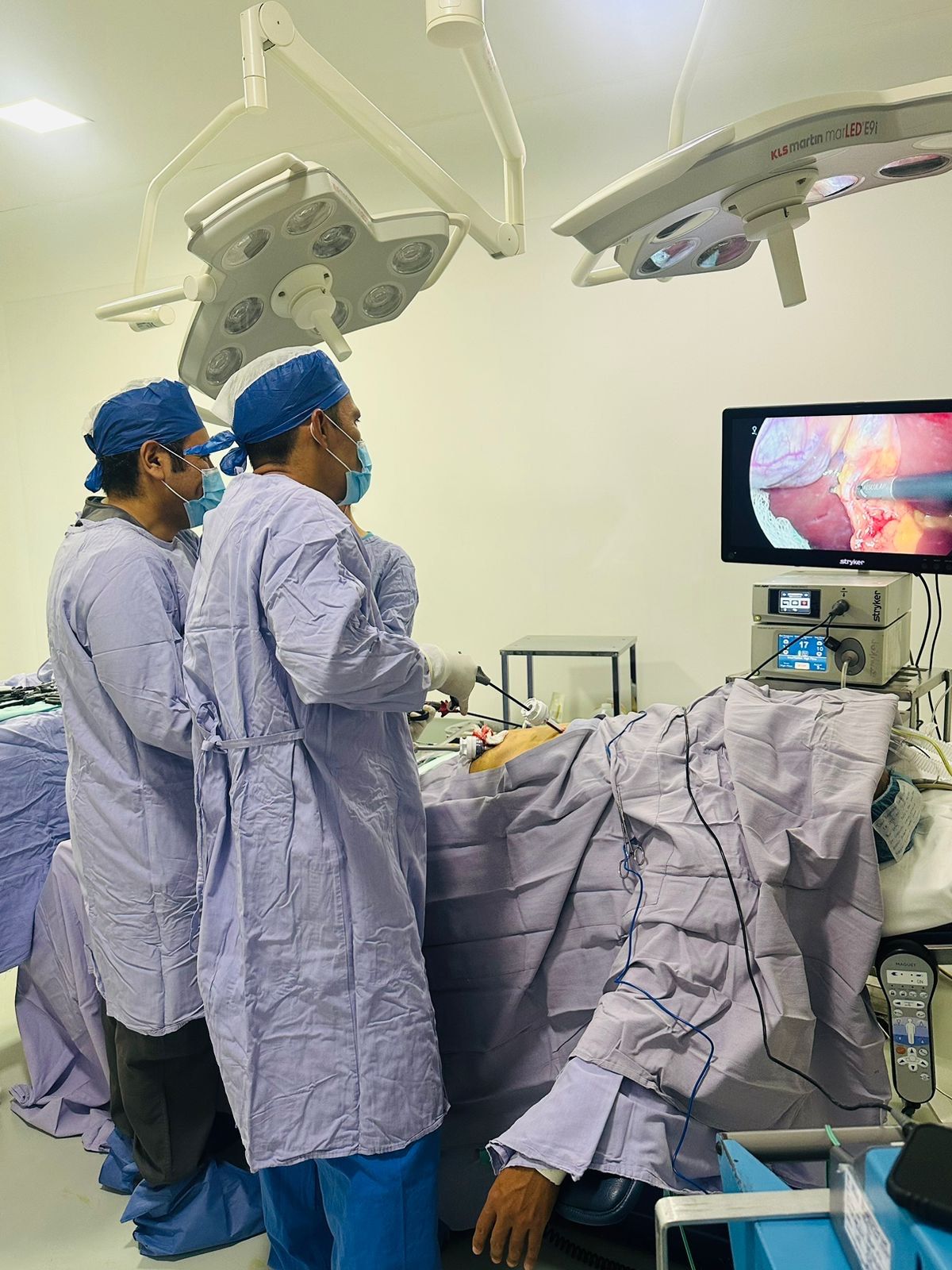 J. Roberto Montes Ochoa-25