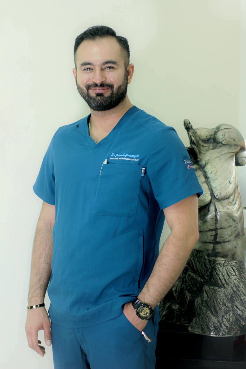 Jaime Luis González-7