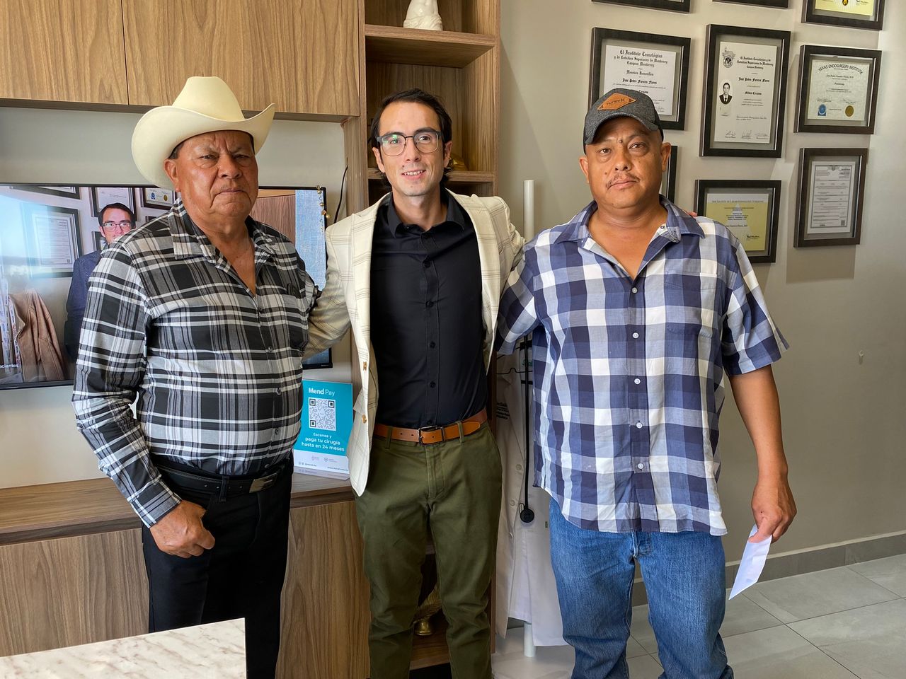 José Pedro Fuentes Flores-75