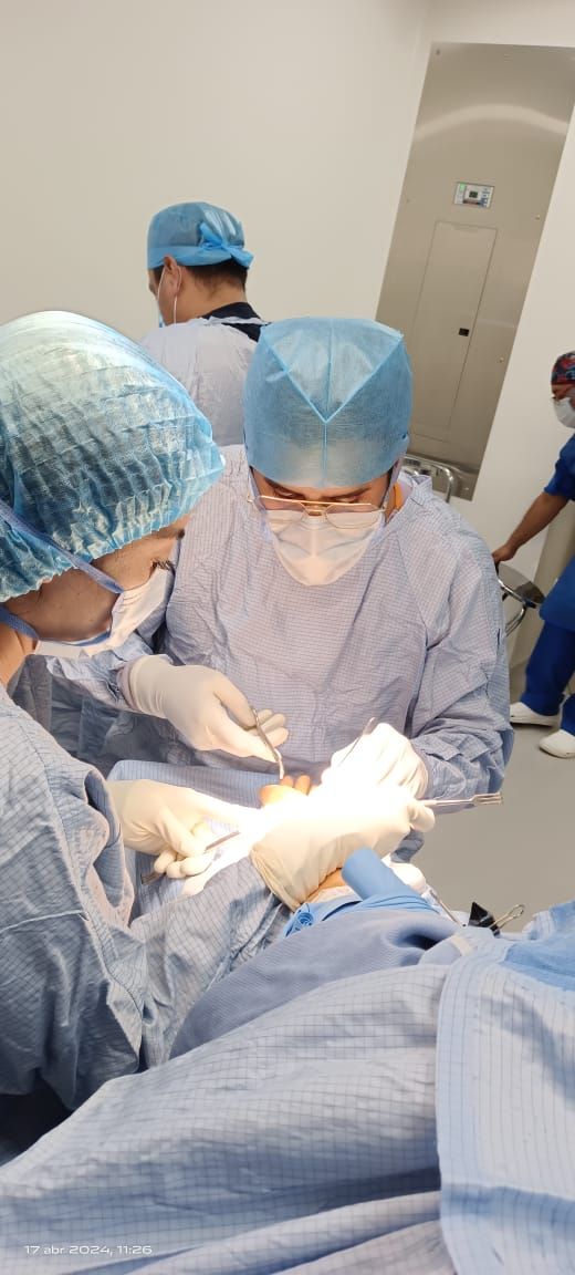 Oscar López Urrutia-11