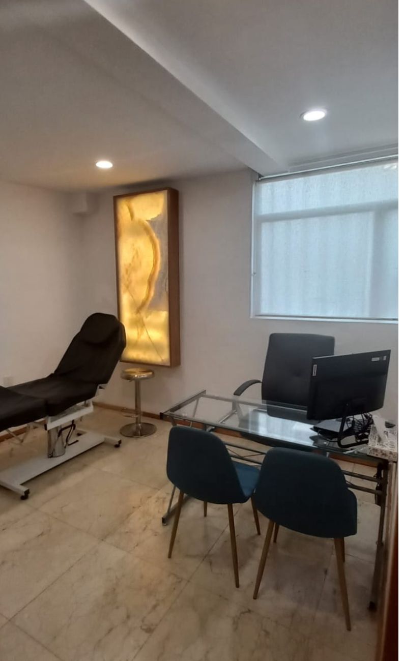 Alejandra Elizabeth Leon Miranda-1